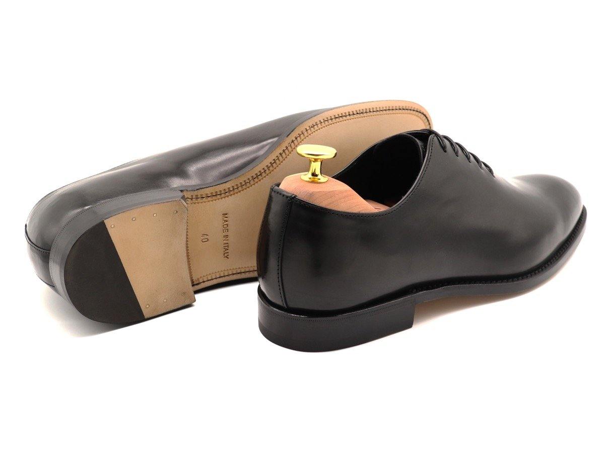 Back View of Mens Black Leather Wholecut Oxford Shoes